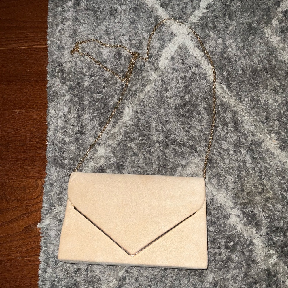 TAN CHAIN PURSE